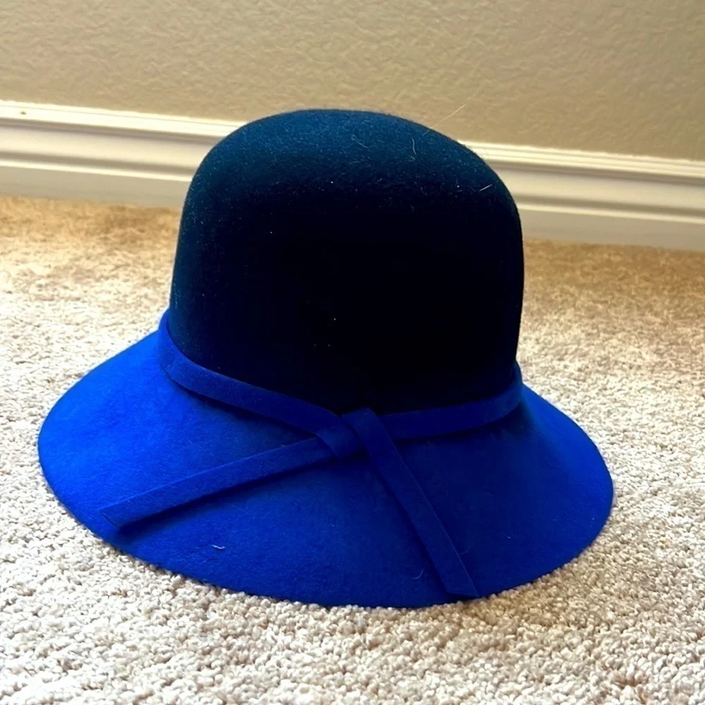 Galliano Sorbatti Italian wool hat